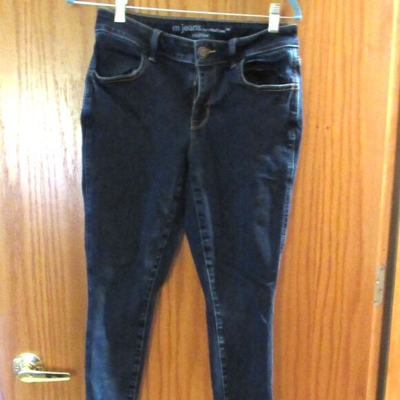 Flattering Mid-Rise Jeans – M Brand, Small Short Size - Picture 1 of 4